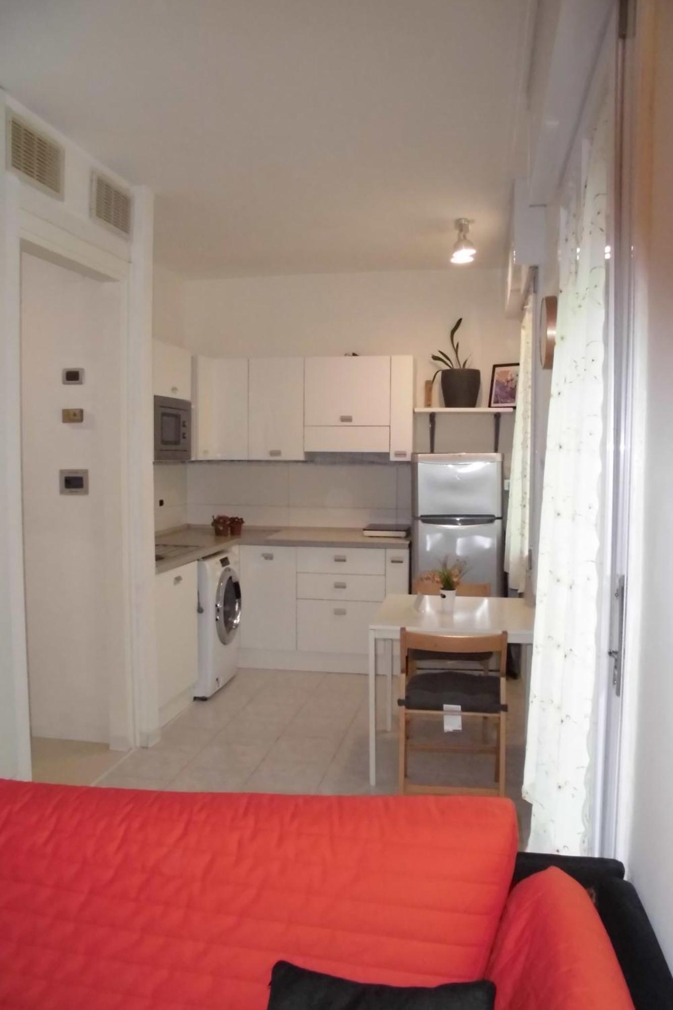 Solo Tuo Apartment เมสเตร ภายนอก รูปภาพ